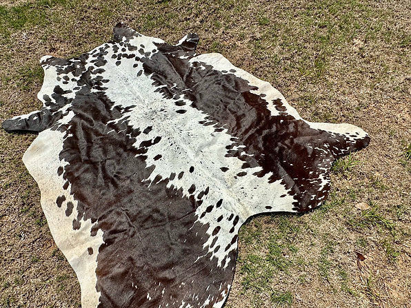 Large Cowhide Rug Tricolor Brown Western Decor 5 x 6 ft