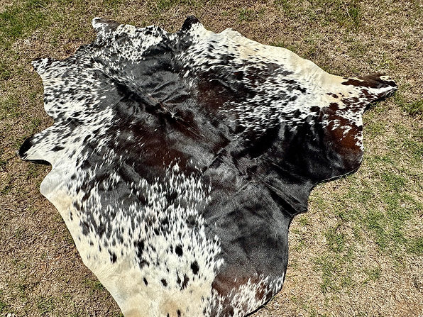 Cowhide Rodeo Rug Tricolor Black Brown Western Decor 5 x 6 ft