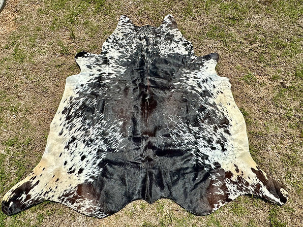 Cowhide Rodeo Rug Tricolor Black Brown Western Decor 5 x 6 ft