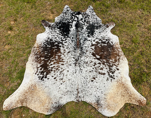 Large Cowhide Rugs Tricolor Brown Western Rodeo Decor 5 x 6 ft