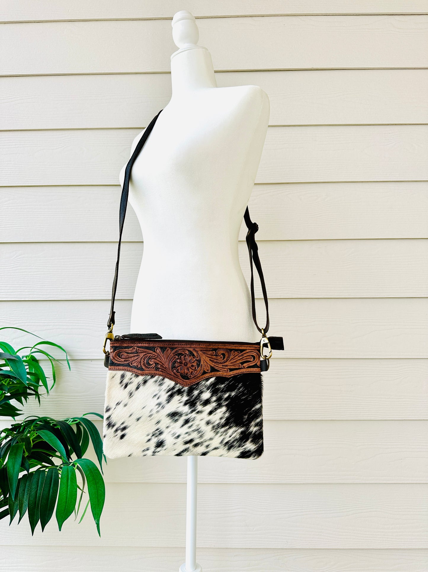 Western Cowhide Tooled Leather Crossbody Purse- Celia