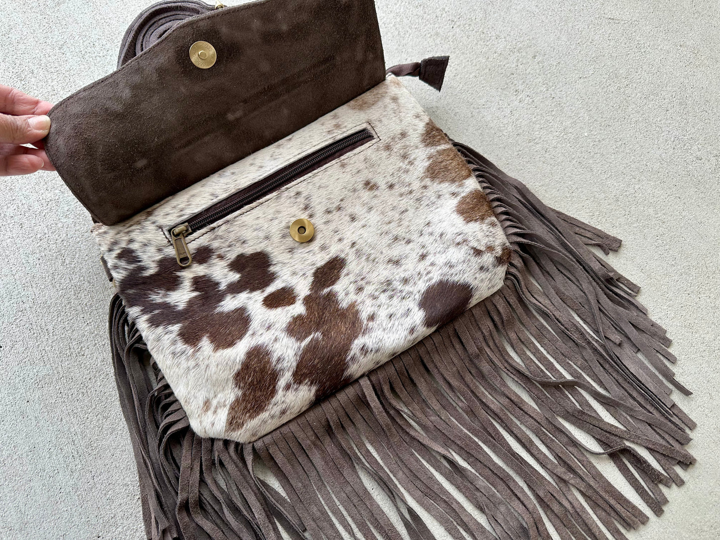 Mylah Crossbody In Choc And Black