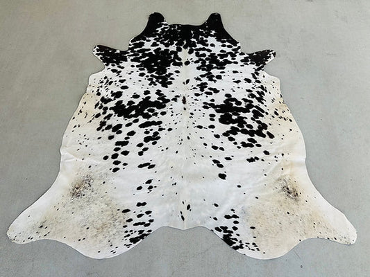 Western Cowhide Rodeo Rug Black 5.5 x 5 Ft