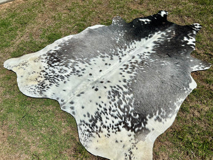 Medium Cowhide Rug Gray Western Rodeo Decor 5 x 5 ft