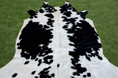 Genuine Cowhide Rug Farmhouse Rodeo Western Area Rugs 6 ft x 5.5 ft