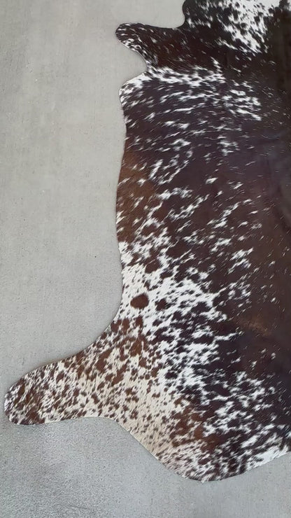 Large Cowhide Rug Tricolor Brown Western Decor 5 x 6 ft